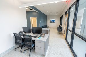 cat ward reception area with desk and chairs